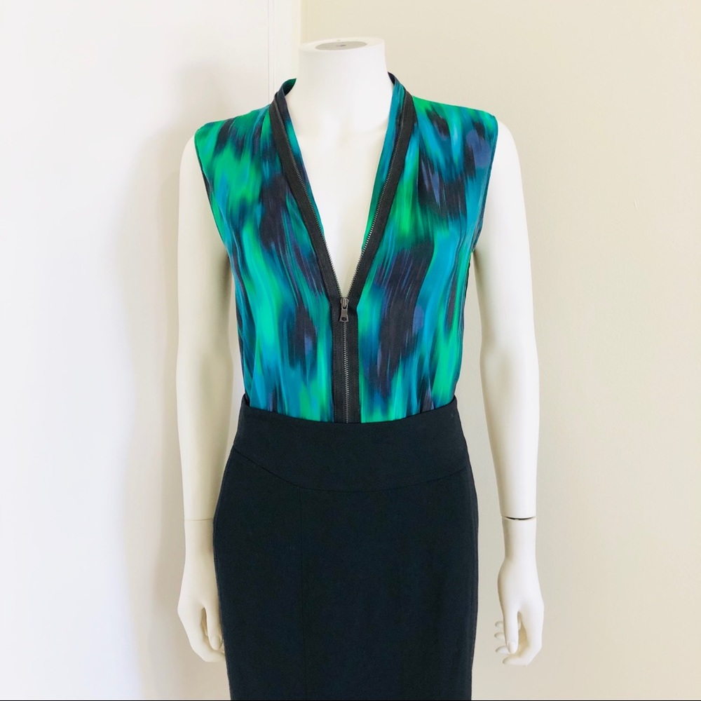 ELIE TAHARI green blue blouse top small